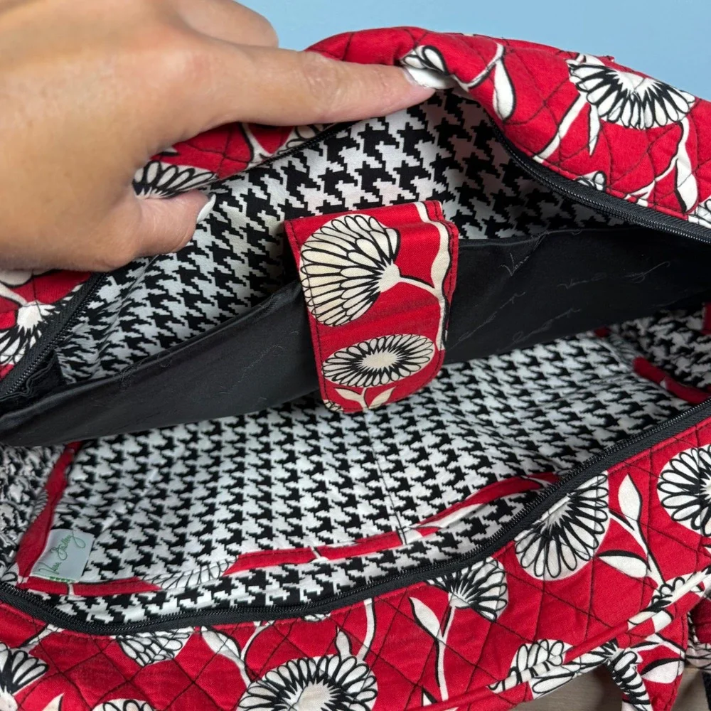 Vera Bradley Laptop Travel Bag Women Medium Red Poppy Floral Quilted Crossbody